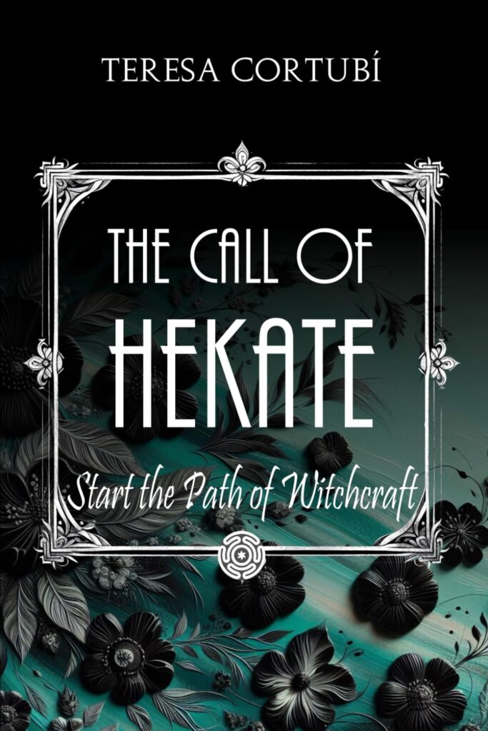 Portada de The Call of Hekate: Start the Path of Witchcraft